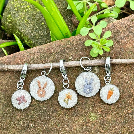 Spring in the Garden · Stitch Marker Set