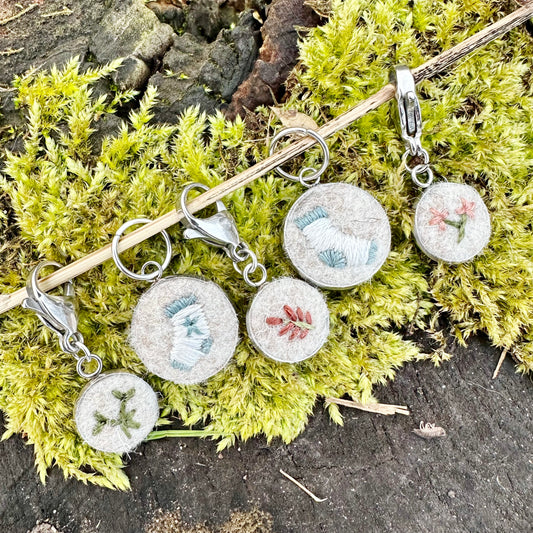 Springtime on the line · Stitch Marker Set